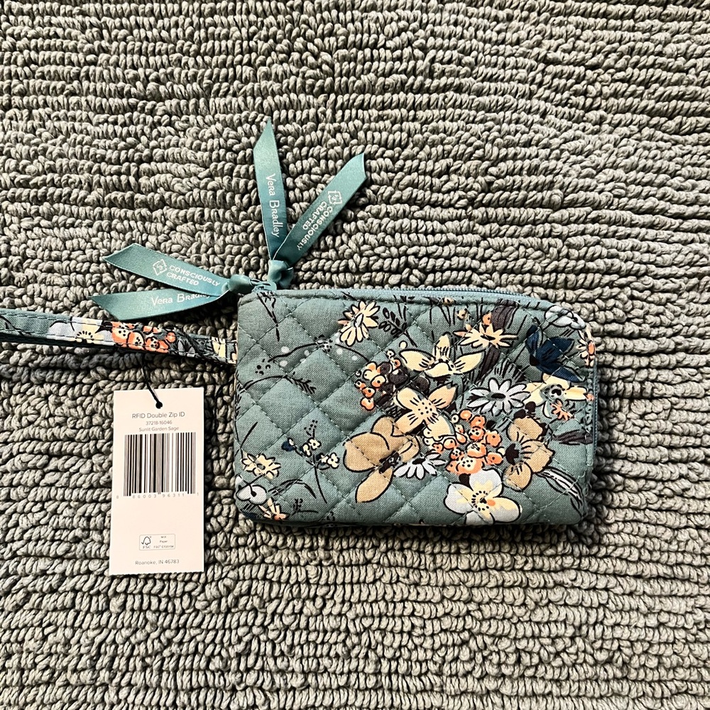 Vera Bradley RFID Double Zip ID Case- NWT
Color: Sunlit Garden Sage